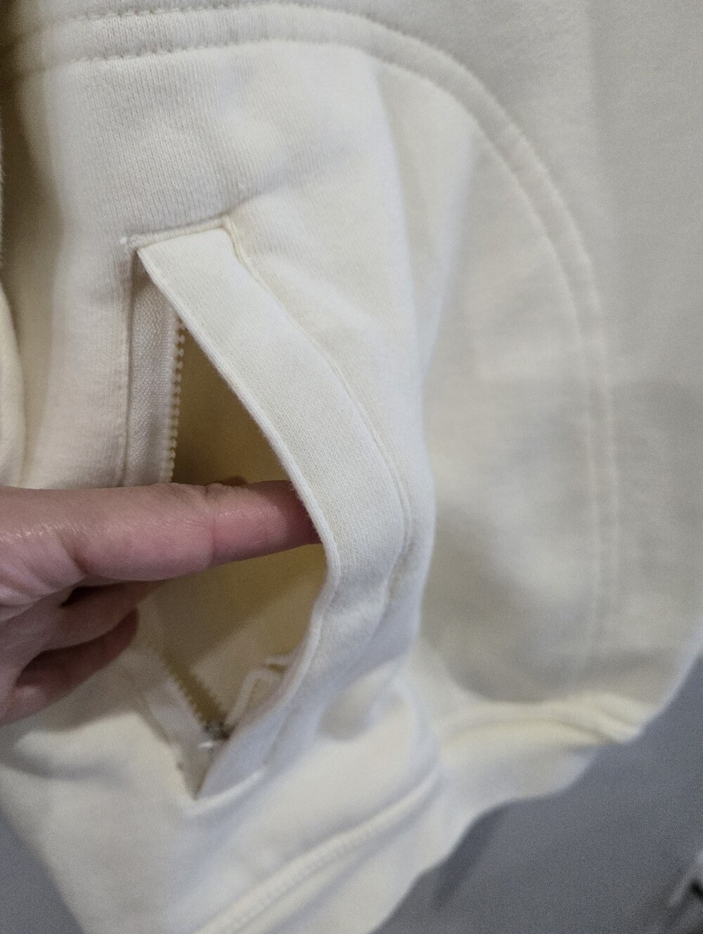 Vintage Y2k Butter Yellow Platinum Fubu Hoodie - Picture 16 of 16